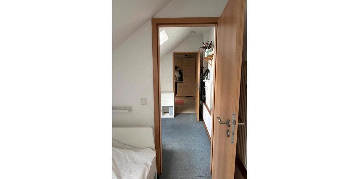Dachgeschoßwohnung Bielefeld - 2 Zimmer, 43 m&sup2;, 128.000&euro; | Angebot:26605306