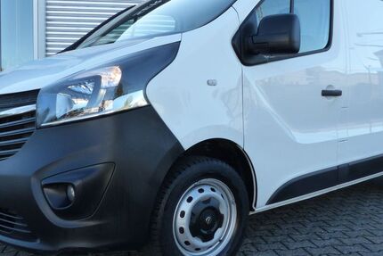Opel Vivaro 66.700 km 13.850 &euro; Solingen 42699