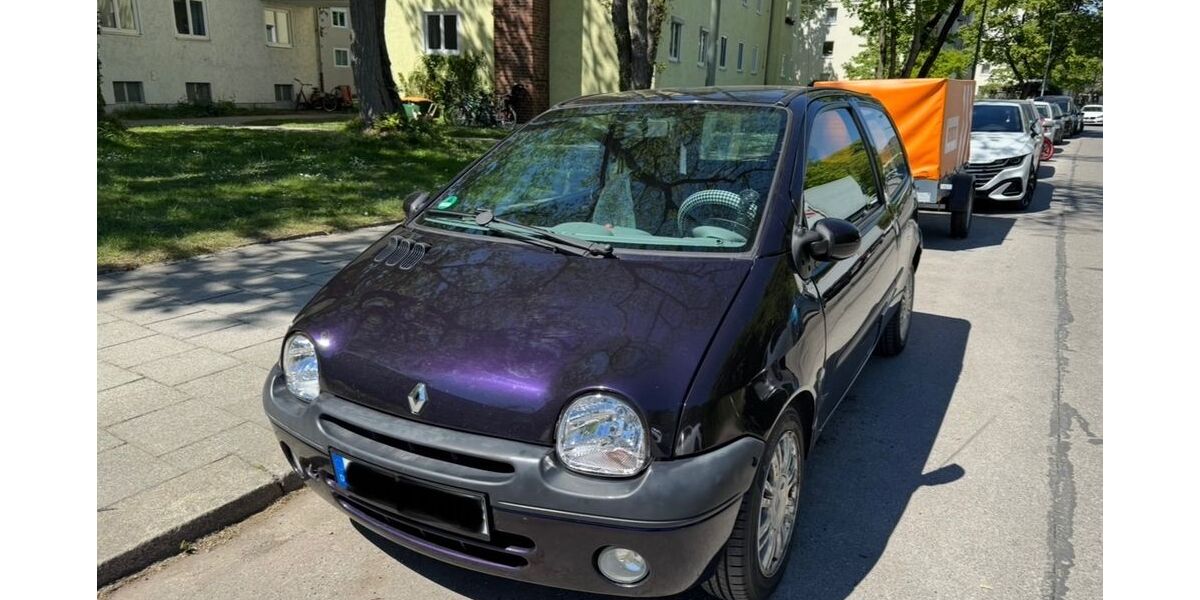 Renault Twingo 162.000 km 2.999 &euro; München 80689