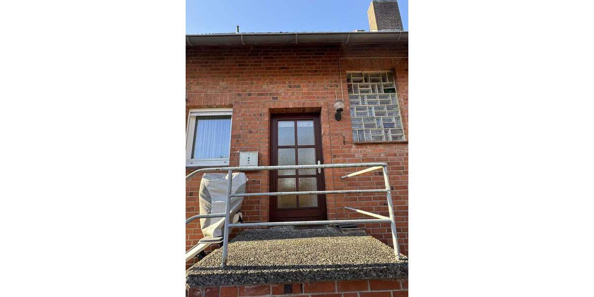 Doppelhaushälfte Uelzen Oldenstadt - 6 Zimmer, 107 m&sup2;, 175.000&euro; | Angebot:25671023