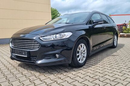 Ford Mondeo 171.982 km 8.599 &euro; Tanna 07922