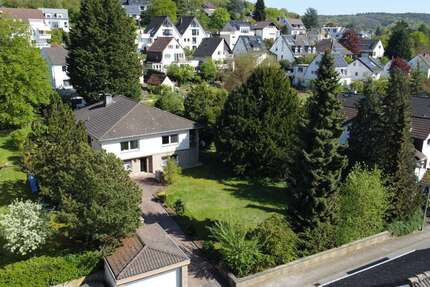 Haus Bad Honnef - 7 Zimmer, 227 m&sup2;, 695.000&euro; | Angebot:26503538
