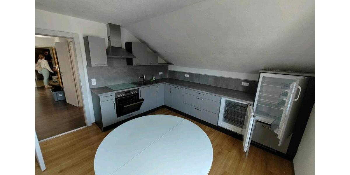 Dachgeschoßwohnung Bad Dürrheim - 3 Zimmer, 71 m&sup2;, 685&euro; | Angebot:26357706