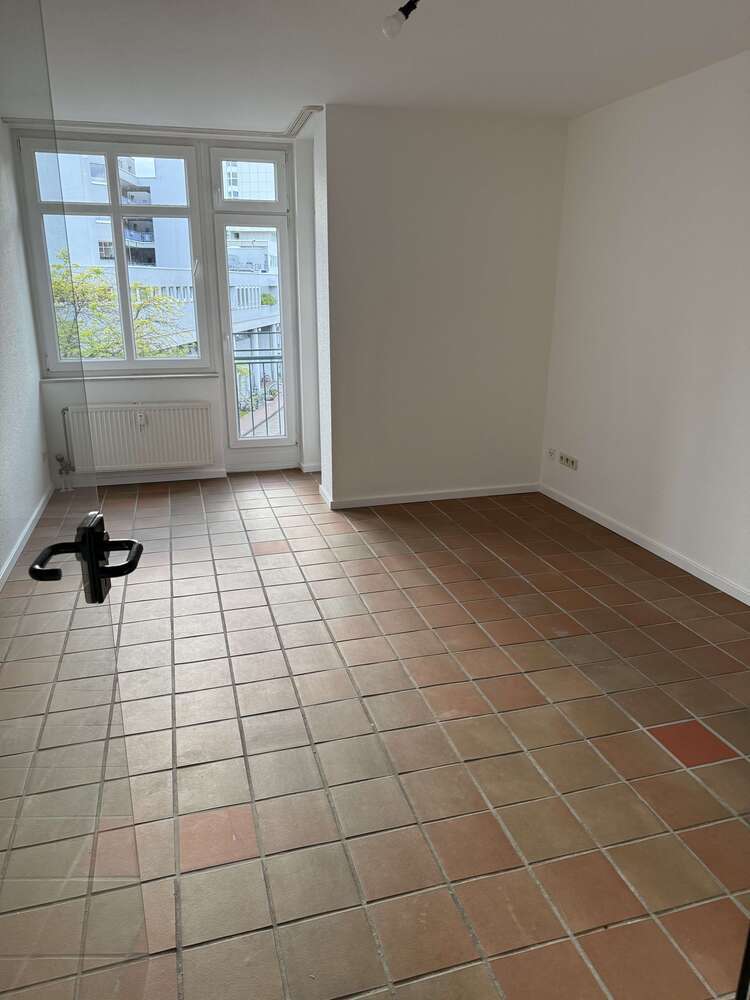 Wohnung zum Mieten in Köln 400 € 24 m²