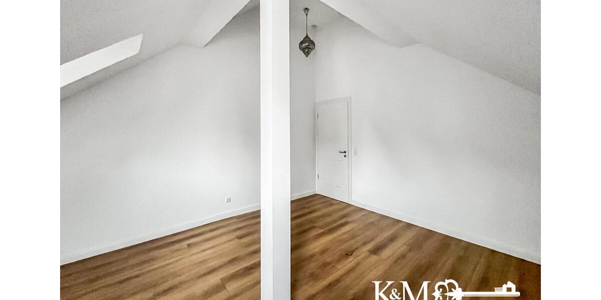 Dachgeschoßwohnung Andernach - 4 Zimmer, 135 m&sup2;, 1.820&euro; | Angebot:26349310