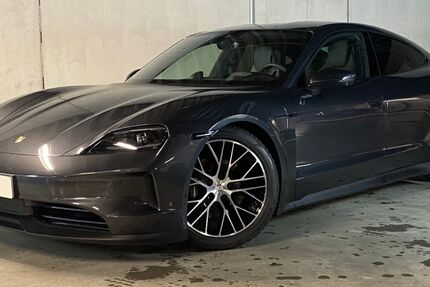 Porsche Taycan 7.900 km 108.790 &euro; Plattling 94447