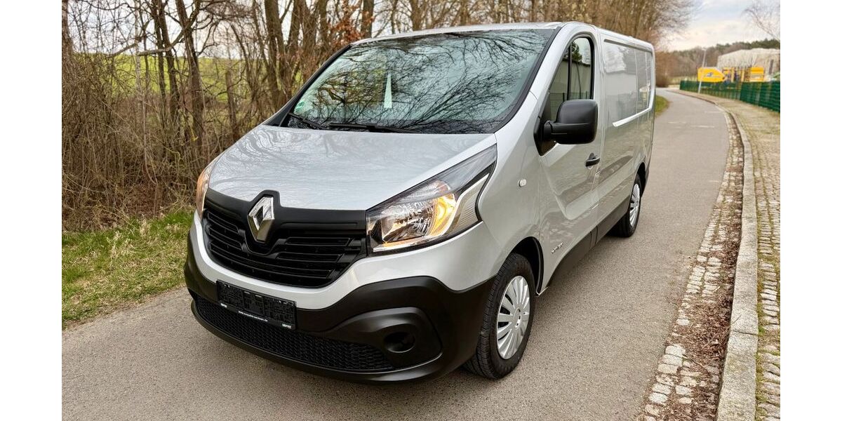 Renault Trafic 81.000 km 12.599 &euro; Elstra 01920