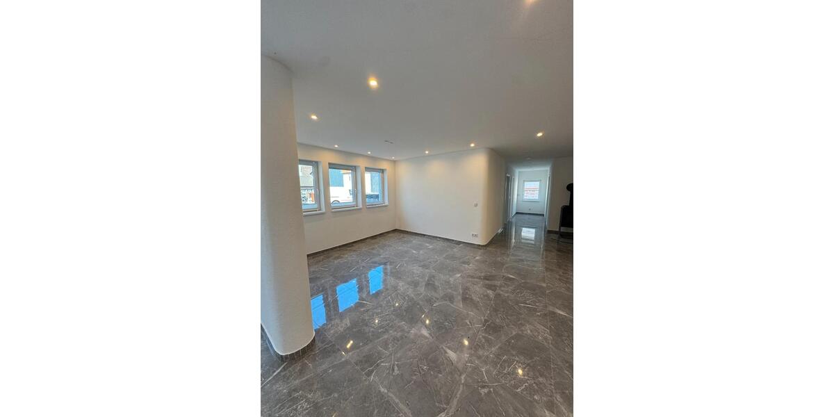 Erdgeschoßwohnung Büdingen - 4 Zimmer, 115 m&sup2;, 1.250&euro; | Angebot:26366717