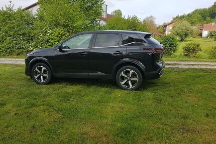 Nissan Qashqai 24.500 km 24.490 € Deggendorf 94469