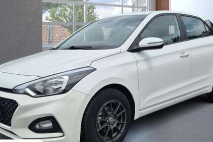 Hyundai i20 36.970 km 11.490 &euro; Hattingen 45525
