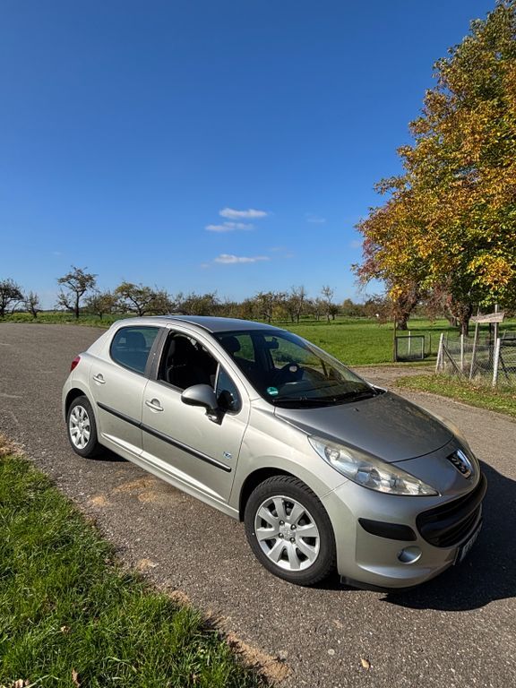 Peugeot 207 189.500 km 2.900 € Remmingsheim 72149