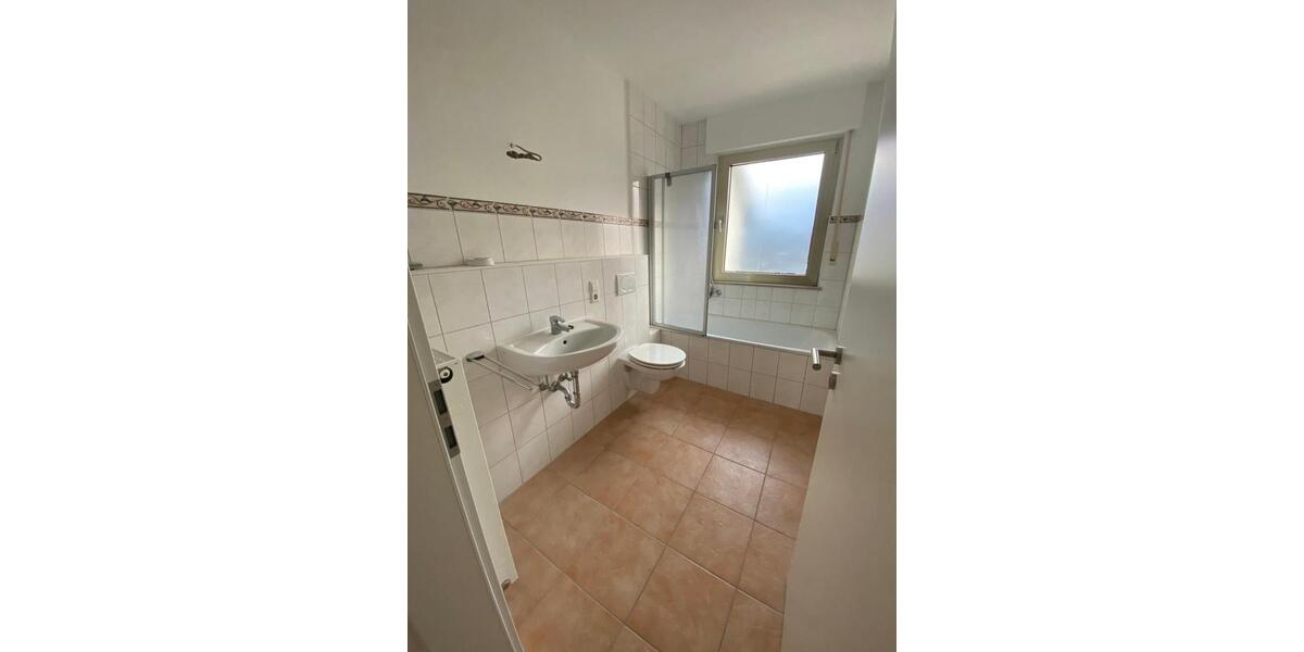 Etagenwohnung Medebach - 2 Zimmer, 80 m&sup2;, 500&euro; | Angebot:25454153