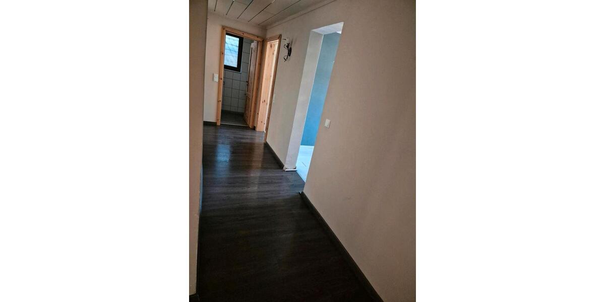 Etagenwohnung Biedenkopf - 4 Zimmer, 130 m&sup2;, 130.000&euro; | Angebot:26982261