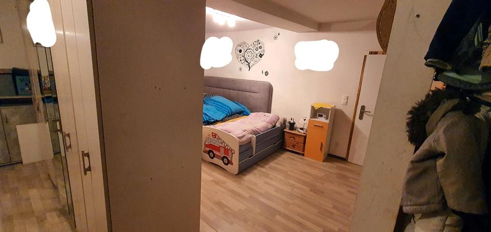 Reihenhaus Waltershausen - 6 Zimmer, 130 m&sup2;, 249.000&euro; | Angebot:26981979