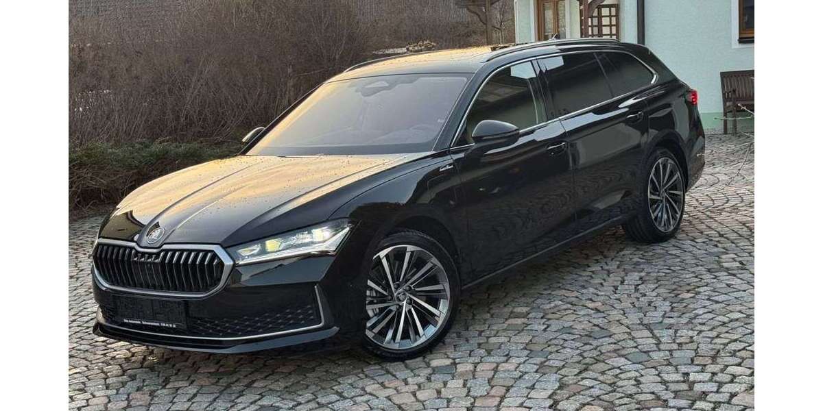 Skoda Superb 10.000 km 44.880 &euro; Schwarzenbach 92720