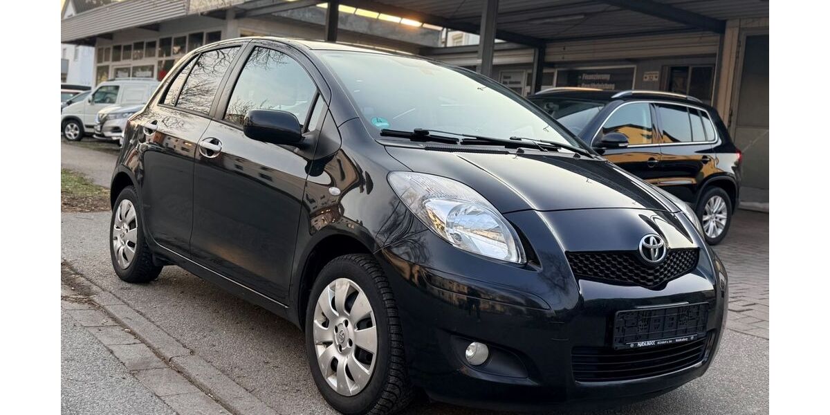 Toyota Yaris 165.000 km 3.990 &euro; Waldkraiburg 84478