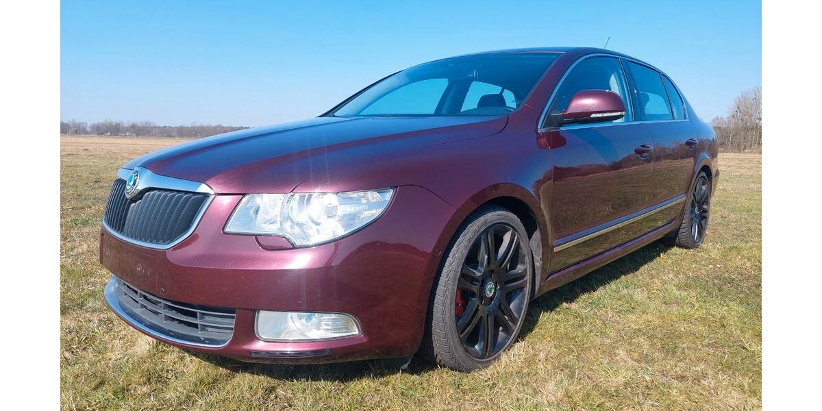 Skoda Superb 156.000 km 5.000 &euro; Karstädt 19294