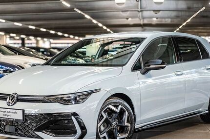 VW Golf 12.114 km 35.930 € Stuttgart-Feuerbach 70469