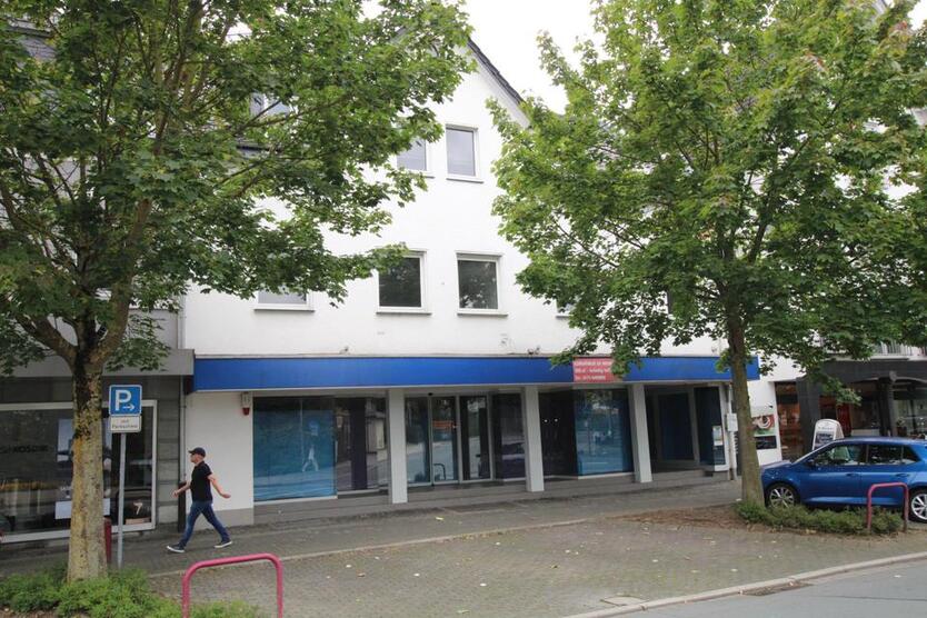 Großzügiges Ladenlokal auf zwei Etagen in stark frequentierter Lage