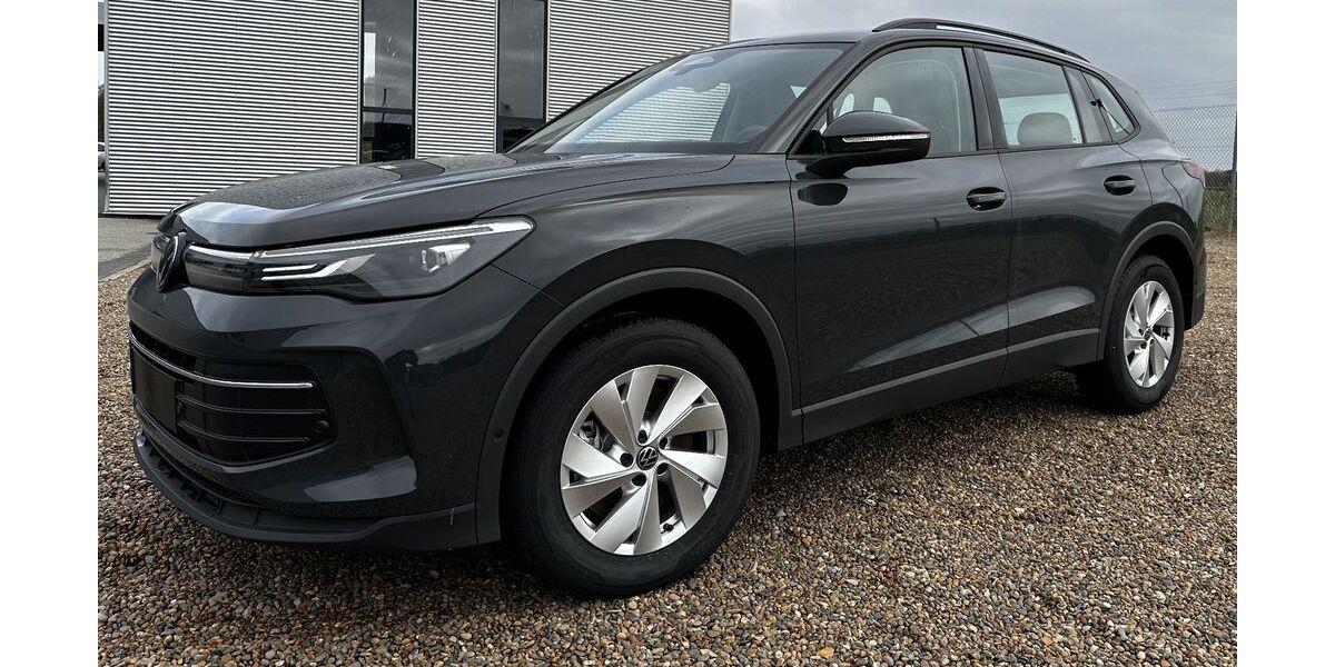 VW Tiguan 13.000 km 33.699 &euro; Gruibingen 73344