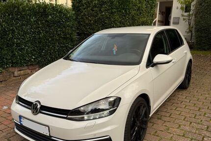 VW Golf 107.000 km 12.500 € Schaafheim 64850