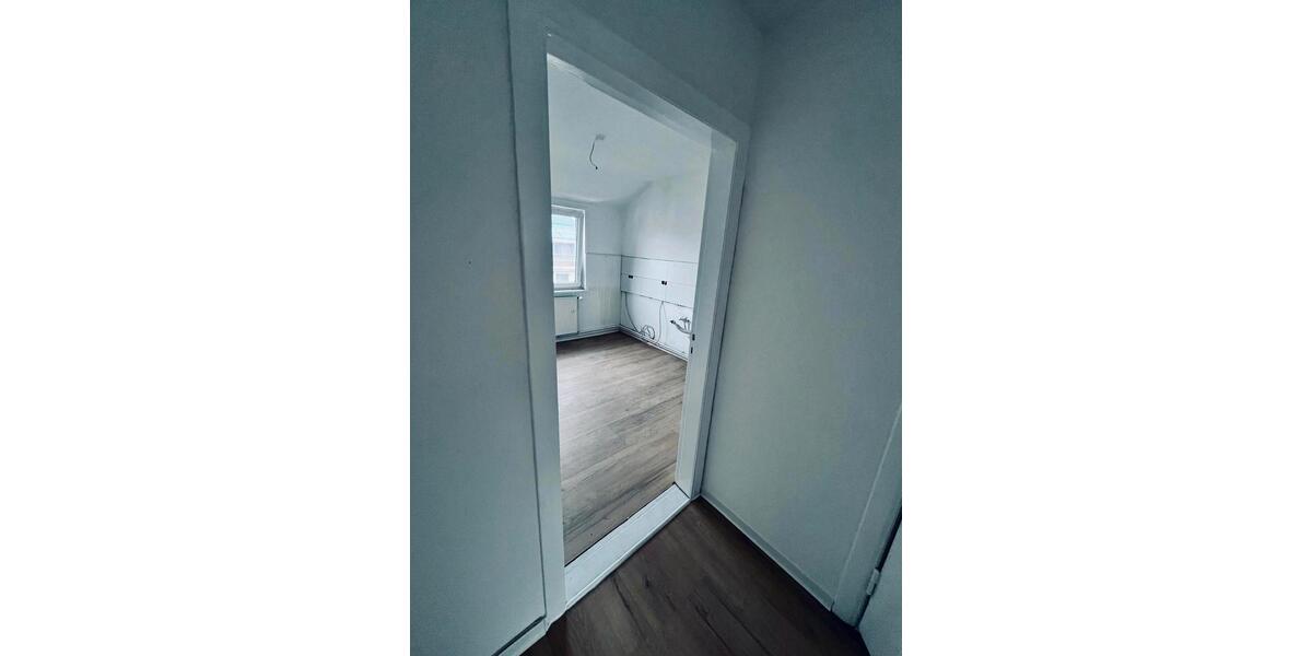 Dachgeschoßwohnung Bremen Walle - 3 Zimmer, 60 m&sup2;, 950&euro; | Angebot:26676186