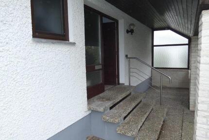 Haus Dillingen an der Donau - 6 Zimmer, 135 m&sup2;, 1.290&euro; | Angebot:25977751