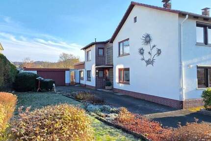 Liebevoll gepflegte Doppelhaushälfte in sehr guter Stadtlage! 4 zimmer