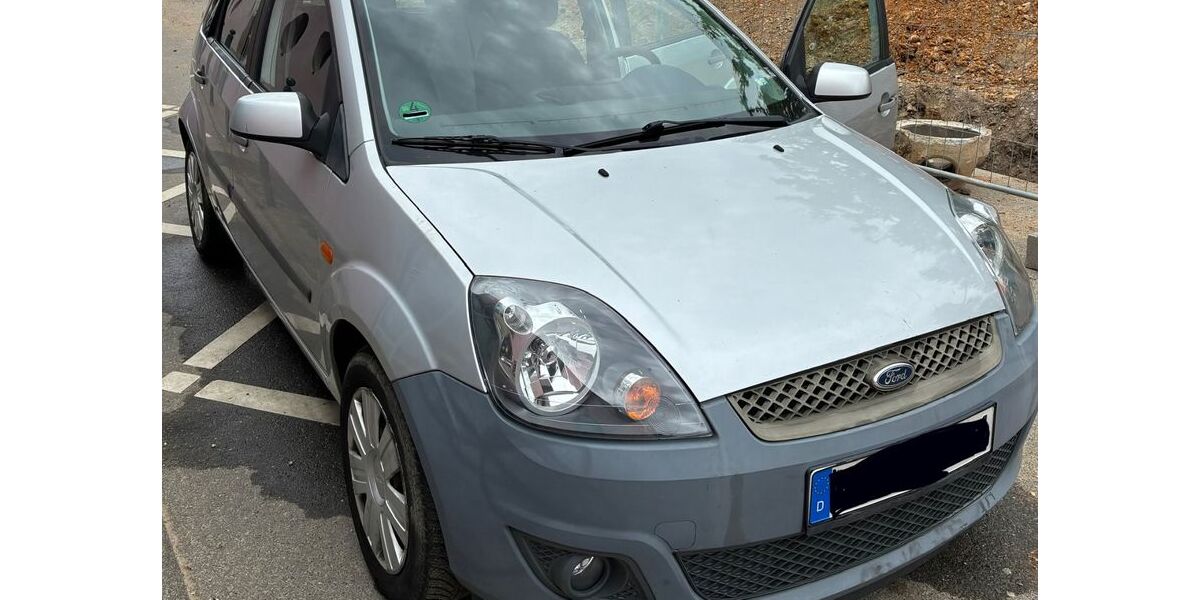 Ford Fiesta 186.510 km 1.500 &euro; Bonn 53125