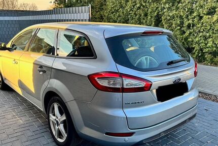 Ford Mondeo 214.000 km 5.699 &euro; Brietlingen 21382