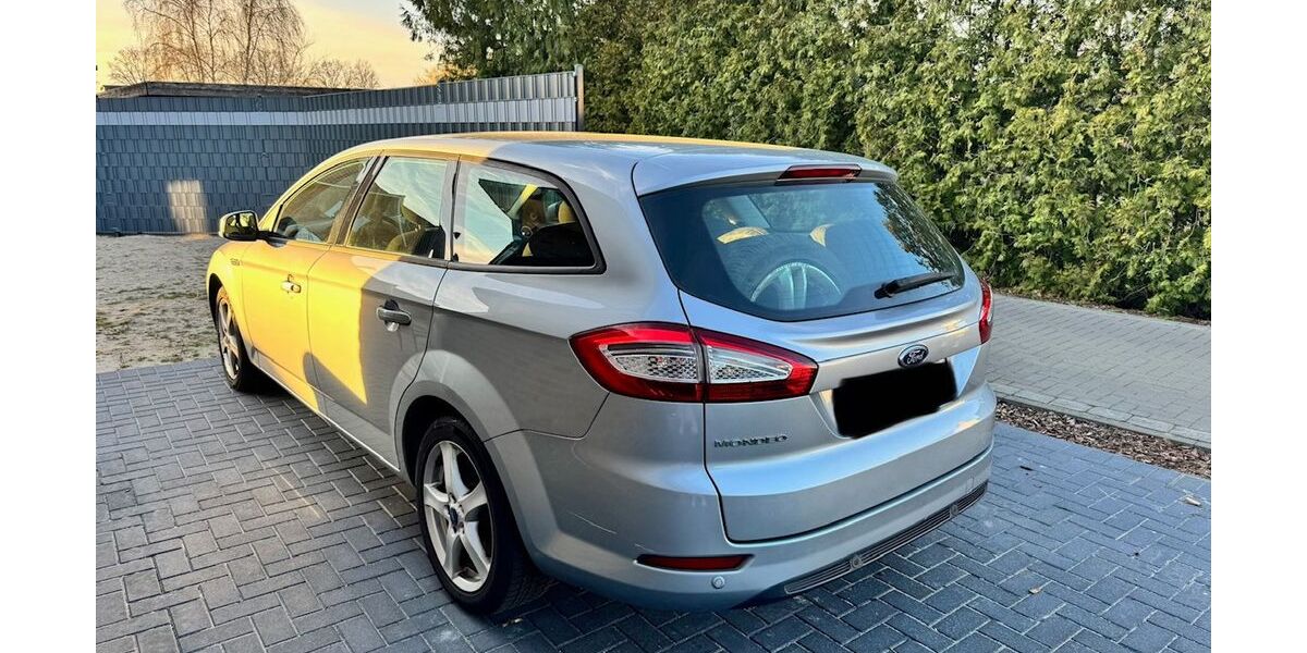 Ford Mondeo 214.000 km 5.699 &euro; Brietlingen 21382