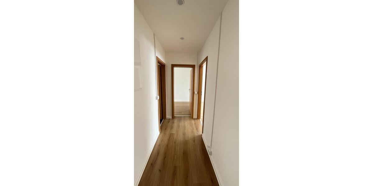 Etagenwohnung Kemberg - 3 Zimmer, 57 m&sup2;, 330&euro; | Angebot:25228152
