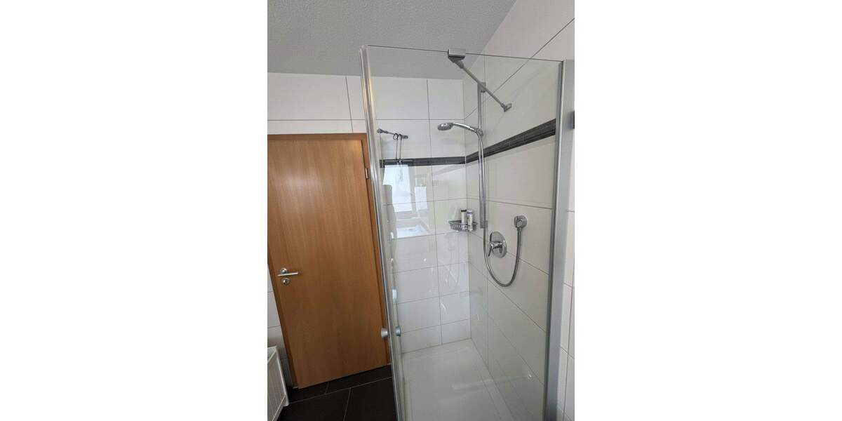 Etagenwohnung Augsburg Göggingen - 3 Zimmer, 95 m&sup2;, 1.540&euro; | Angebot:25921284