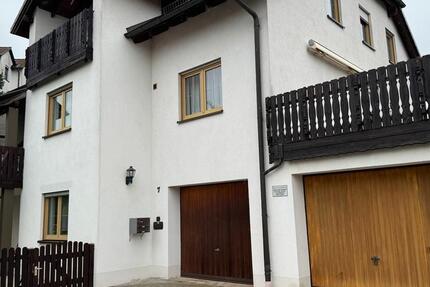 Wohnung Marktredwitz - 3 Zimmer, 89 m&sup2;, 780&euro; | Angebot:26427251