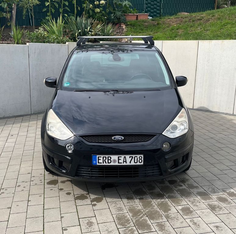 Ford S-Max 196.000 km 2.800 € Erbach 64711