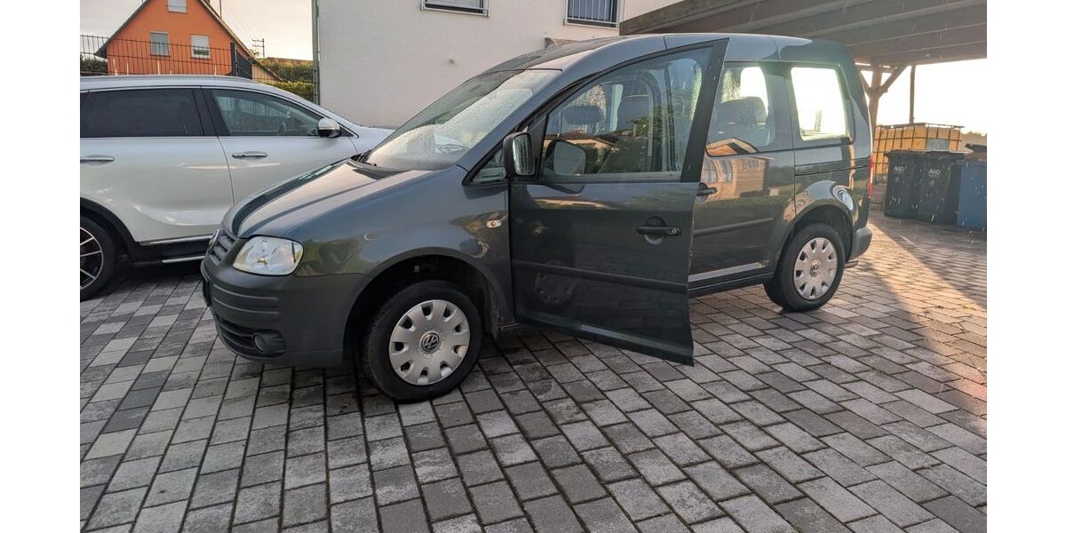 VW Caddy 134.000 km 4.000 &euro; Untergruppenbach 74199