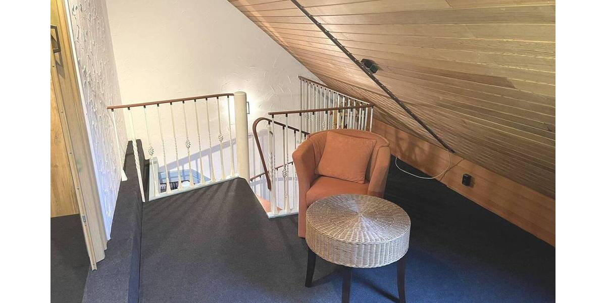 Einfamilienhaus Jever Rahrdum - 8 Zimmer, 201 m&sup2;, 495.000&euro; | Angebot:25984446