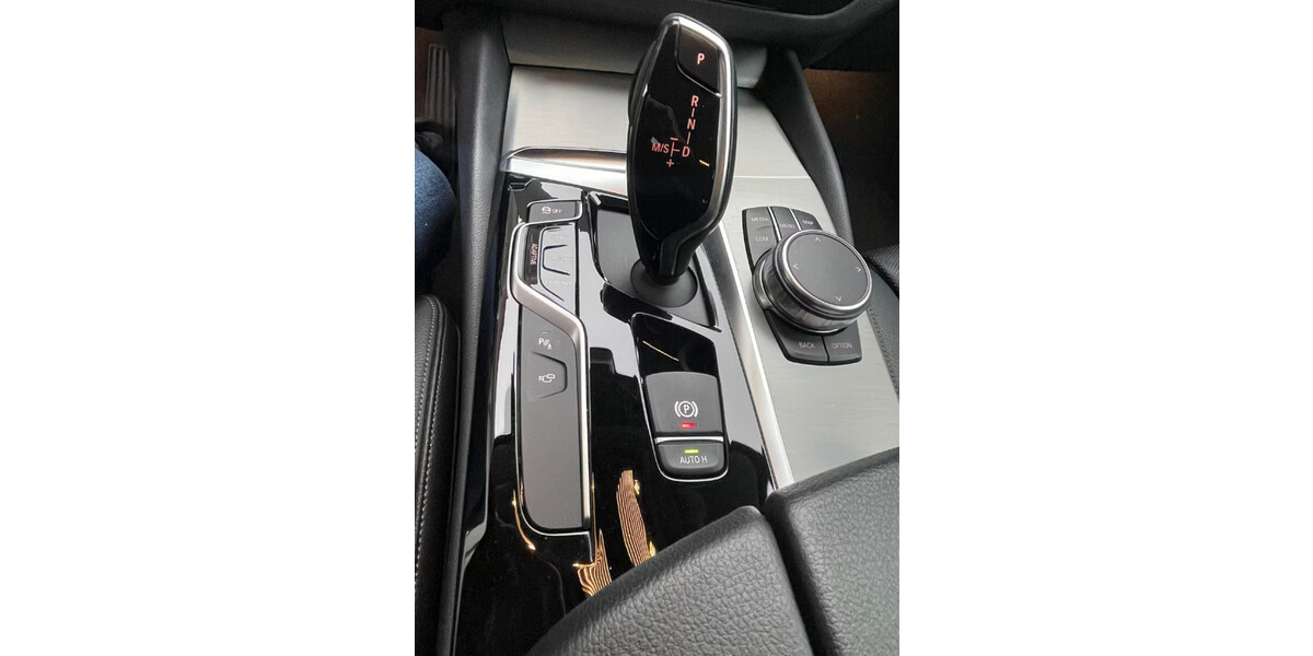 BMW 530d xDrive Touring 129.700 km 25.980 &euro; Lohne 32584