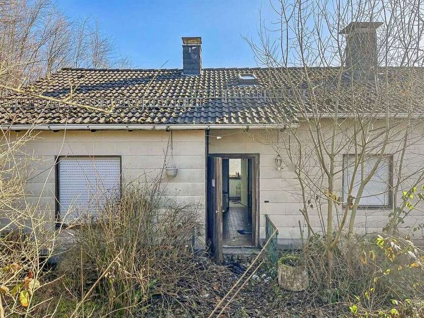 Haus zum Kaufen in Reichshof 59.000 € 90 m²