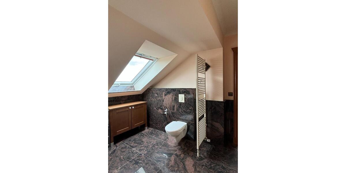 Dachgeschoßwohnung Ludwigsfelde - 3 Zimmer, 70 m&sup2;, 900&euro; | Angebot:25641650