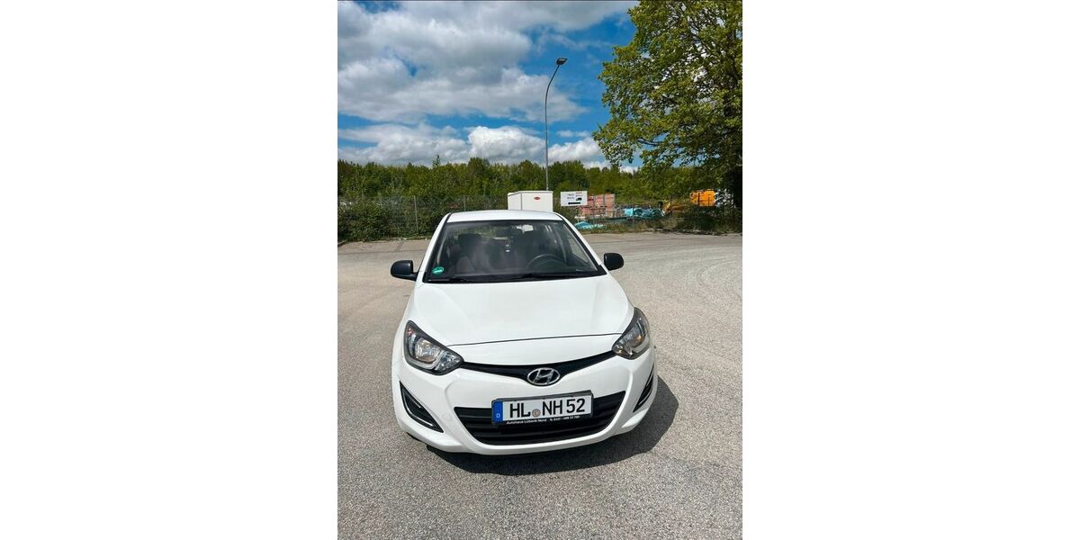 Hyundai i20 151.410 km 3.300 &euro; Lübeck 23560