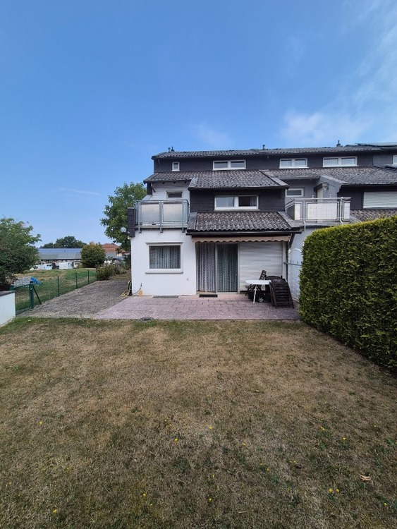 Sweet Home – Charmantes Reihenendhaus mit Garage & Stellplatz in beliebter Wohnlage von Morlautern 5.5 zimmer