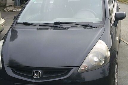 Honda Jazz 128.000 km 1.850 &euro; Bad Berneck 95460