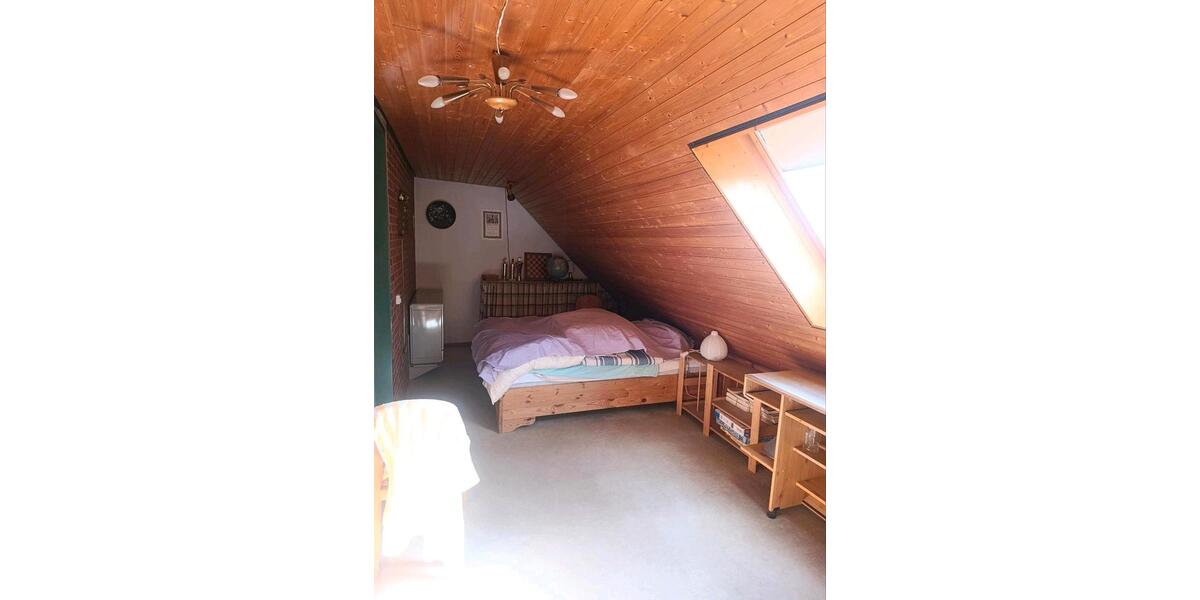 Dachgeschoßwohnung Höxter - 5 Zimmer, 106 m&sup2;, 135.000&euro; | Angebot:25953591