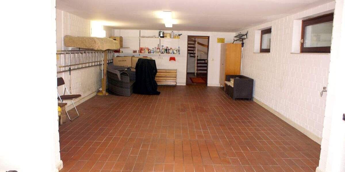 Mehrfamilienhaus, Wohnhaus Winsen (Aller) Winsen - 8 Zimmer, 339 m&sup2;, 695.000&euro; | Angebot:26292651