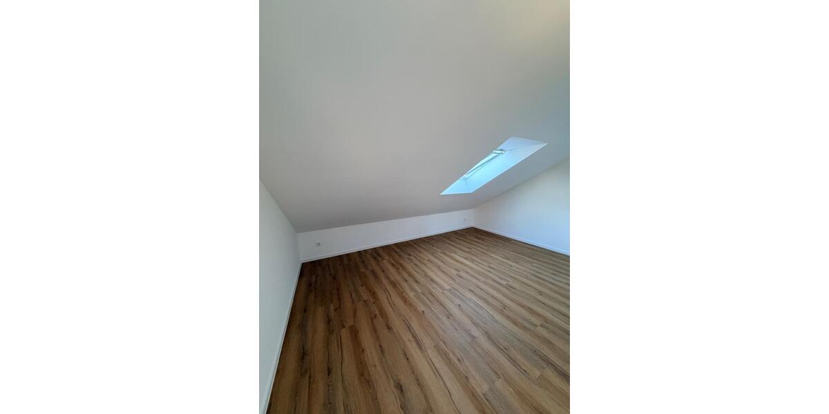 Reihenhaus Worpswede - 5 Zimmer, 121 m&sup2;, 1.800&euro; | Angebot:26235023