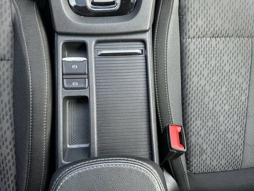 Octavia Style Navi Pannorama LED Digitacockpit