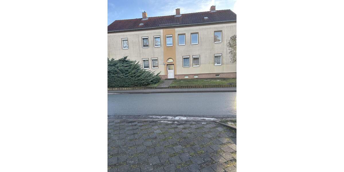 Etagenwohnung Bitterfeld-Wolfen Bitterfeld - 3 Zimmer, 65 m&sup2;, 50.000&euro; | Angebot:25706267