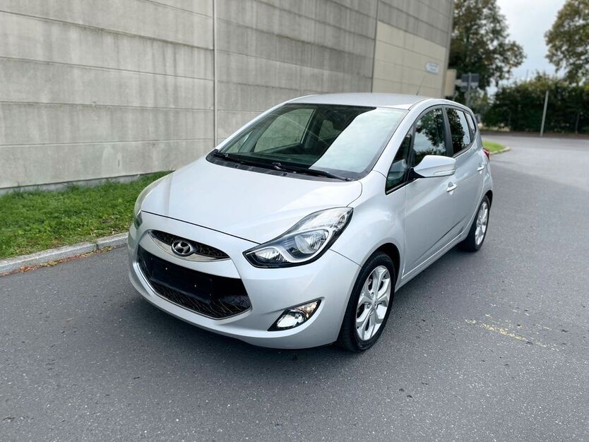 Hyundai ix20 114.000 km 5.999 € Berlin 12057