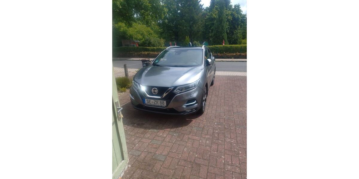 Nissan Qashqai 80.000 km 14.300 &euro; Henstedt-Ulzburg 24558